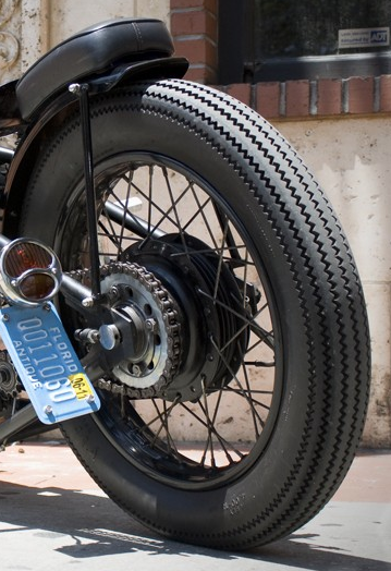 vintage_firestone_deluxe_champion_tire